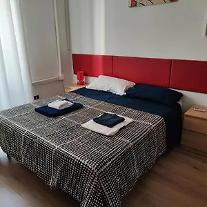 Turati House Apartament