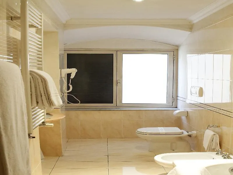 Hotel Pace Helvezia Rome