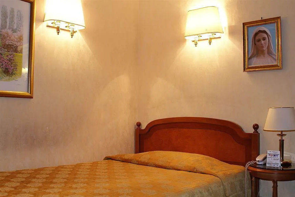 ****  Hotel Pace Helvezia Rome Italy