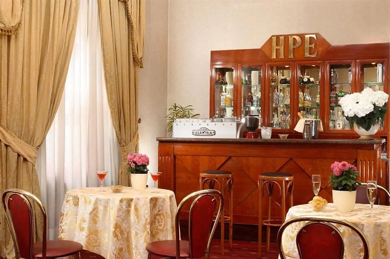 Hotel Pace Helvezia Rome