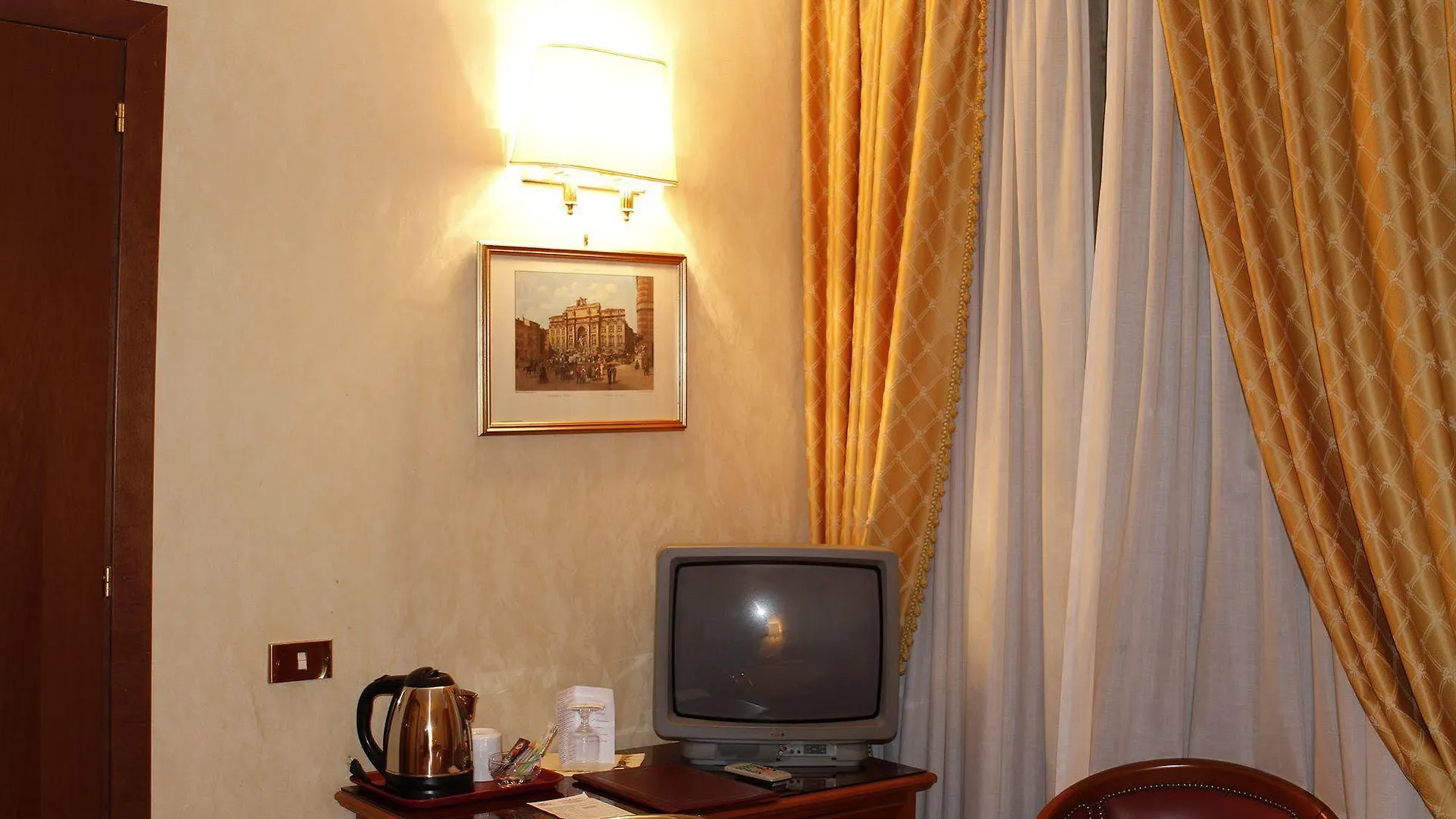 Hotel Pace Helvezia Rome 4*,