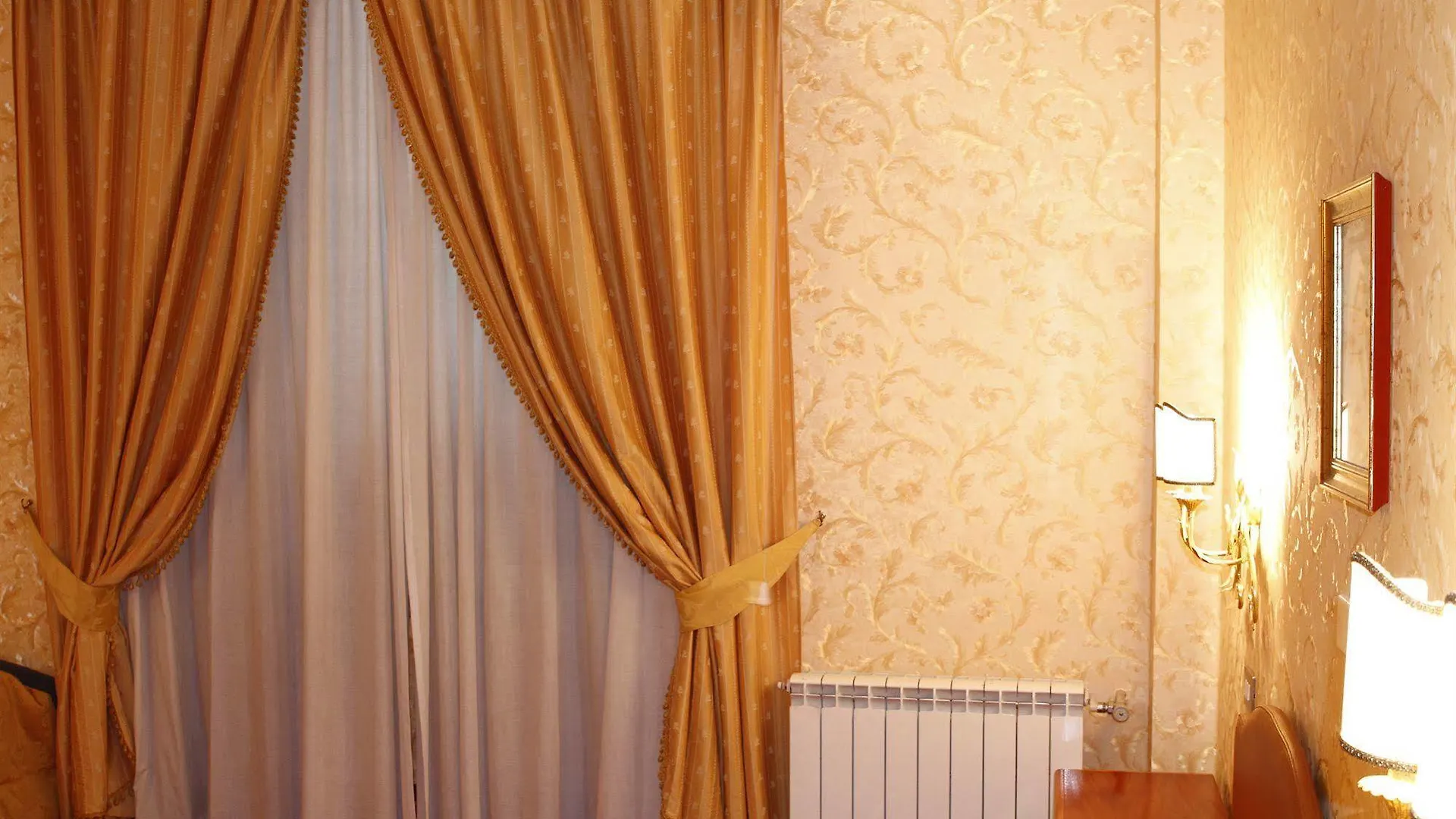 Hotel Pace Helvezia Rome