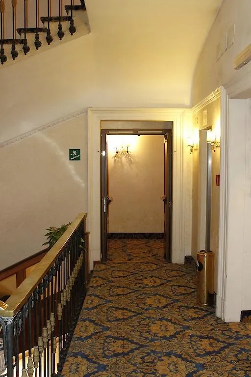 Hotel Pace Helvezia Roma 4*,